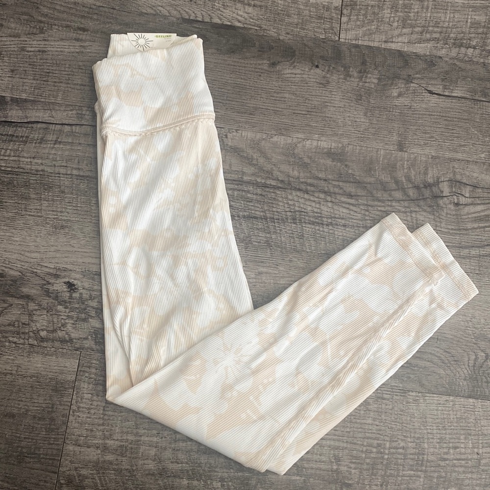 NWT Offline by Aerie 7/8 Leggings